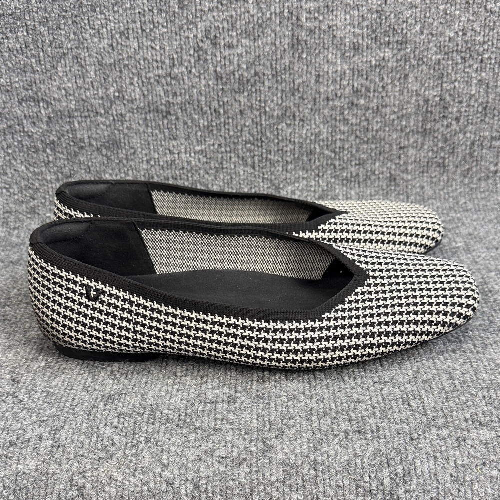 Vivaia Margot 2.0 Square-Toe V-Cut Slip On Flats Size 10.5 EU 42 - Picture 2 of 8